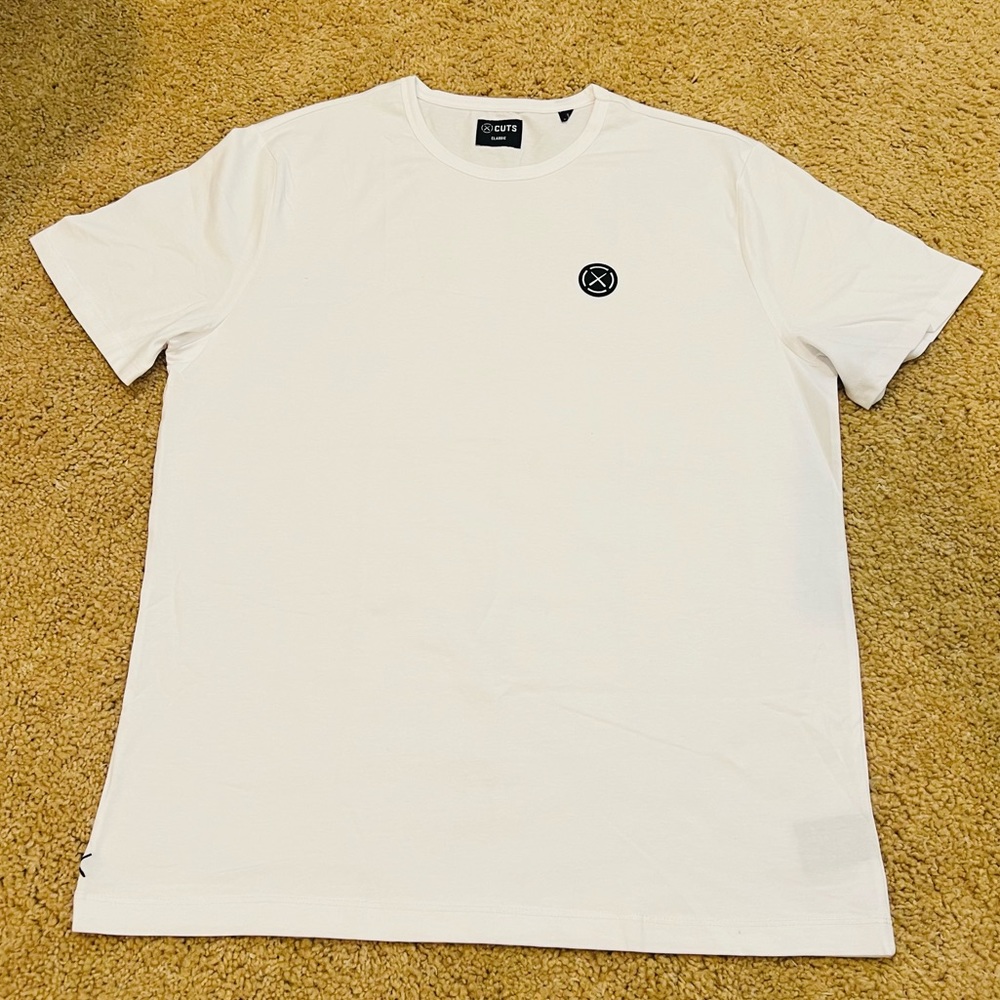 Cuts Rival Tee - Felt Patch White - image 1